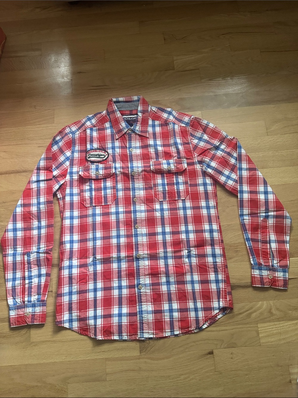 Jack & Jones Strength 75 Men’s Large Red Blue Plaid Long Sleeve Shirt Embroidere
